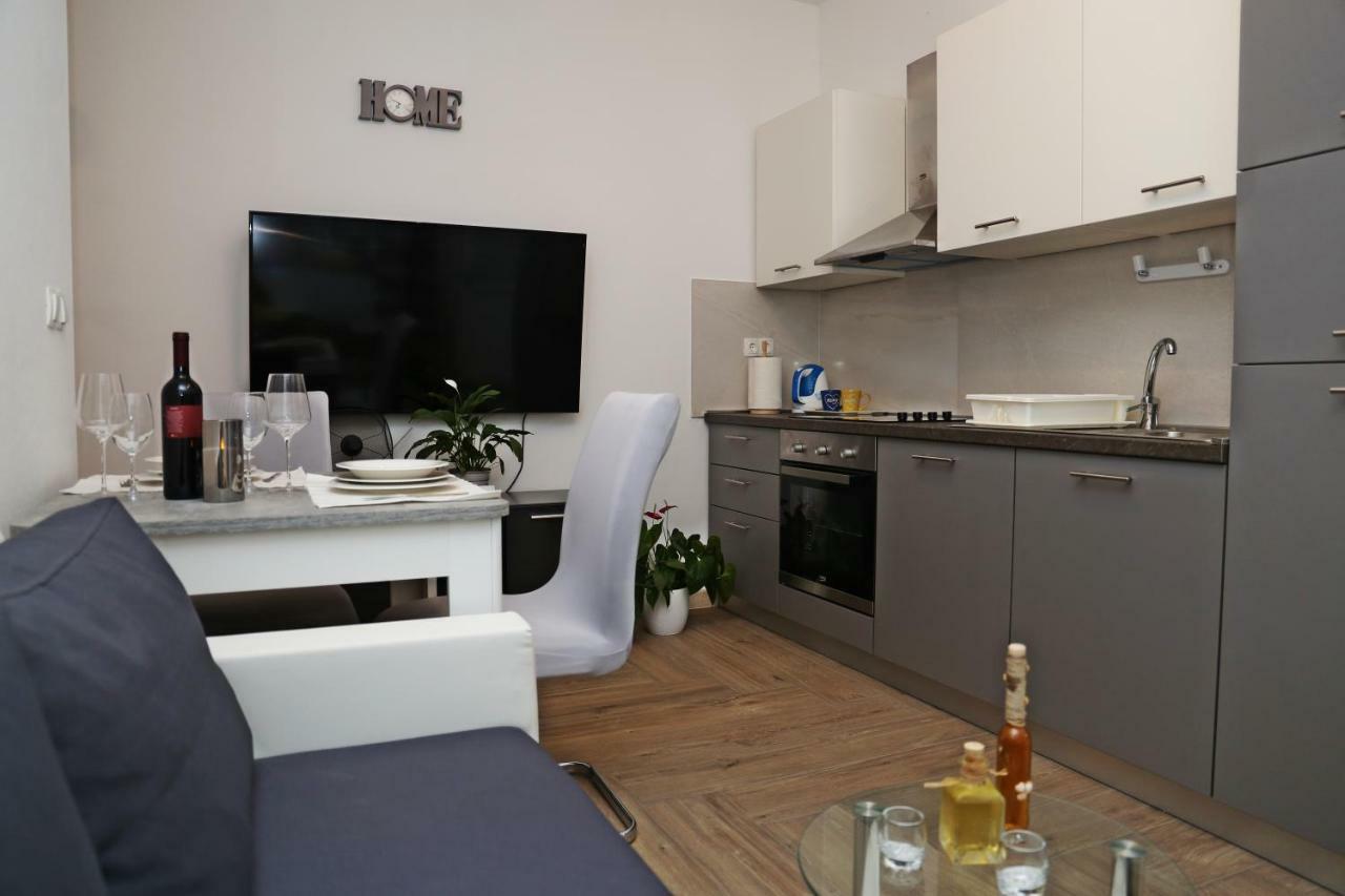 Apartment R&M Lumbarda Kültér fotó