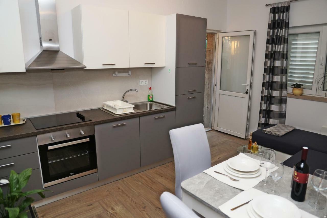 Apartment R&M Lumbarda Kültér fotó